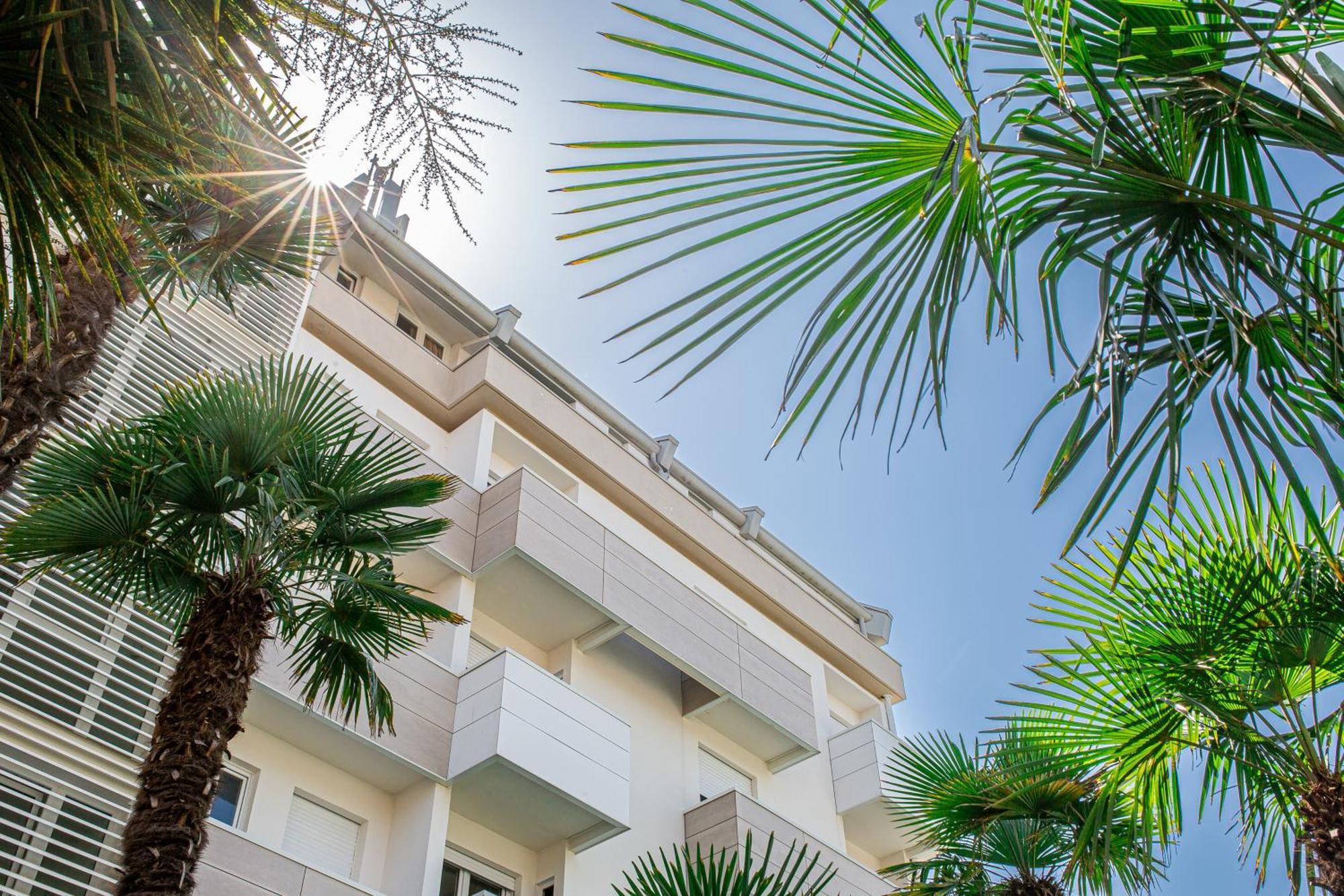 Jasminum Hotel 4*