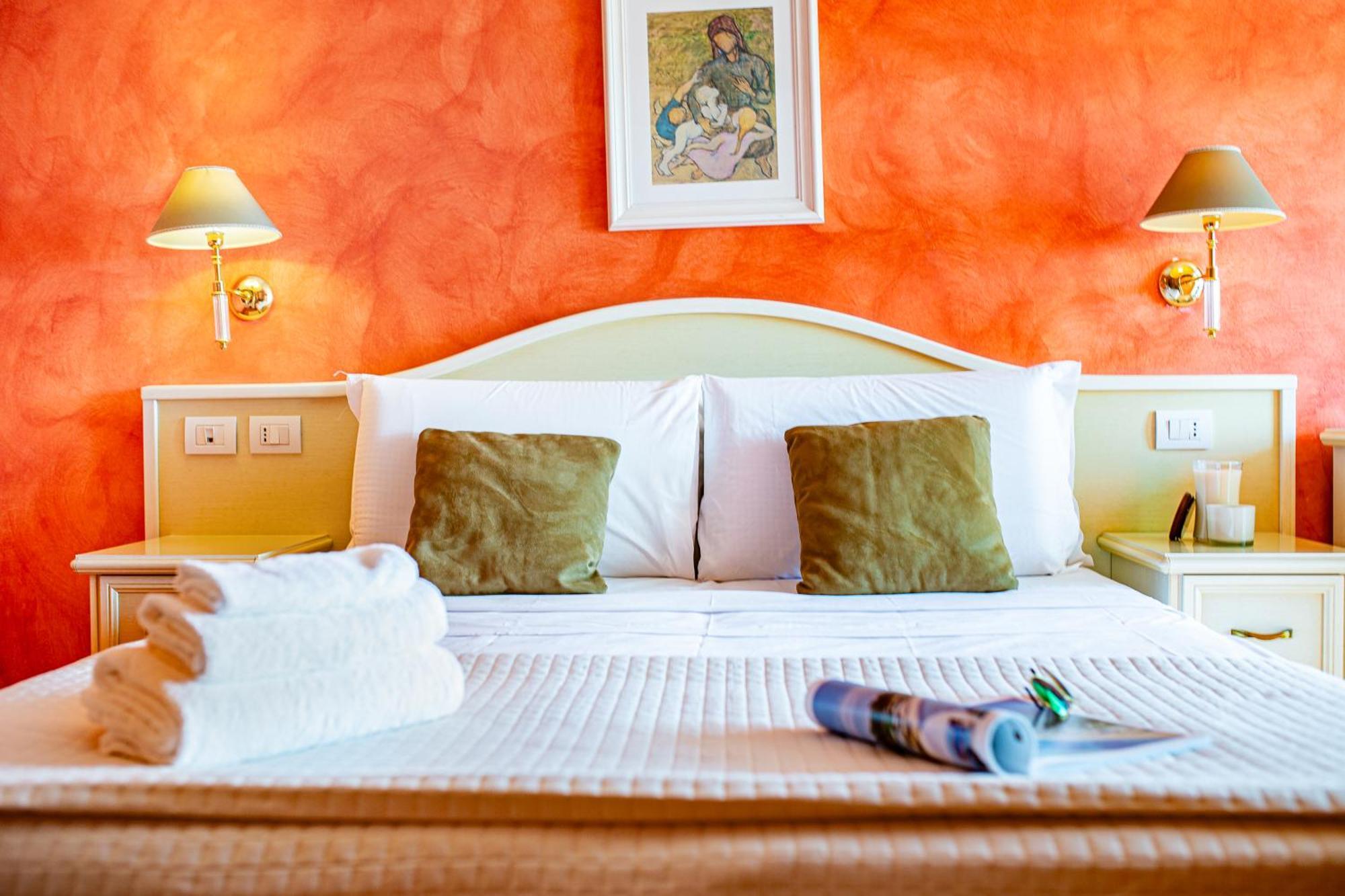 Hotel Jasminum 4*